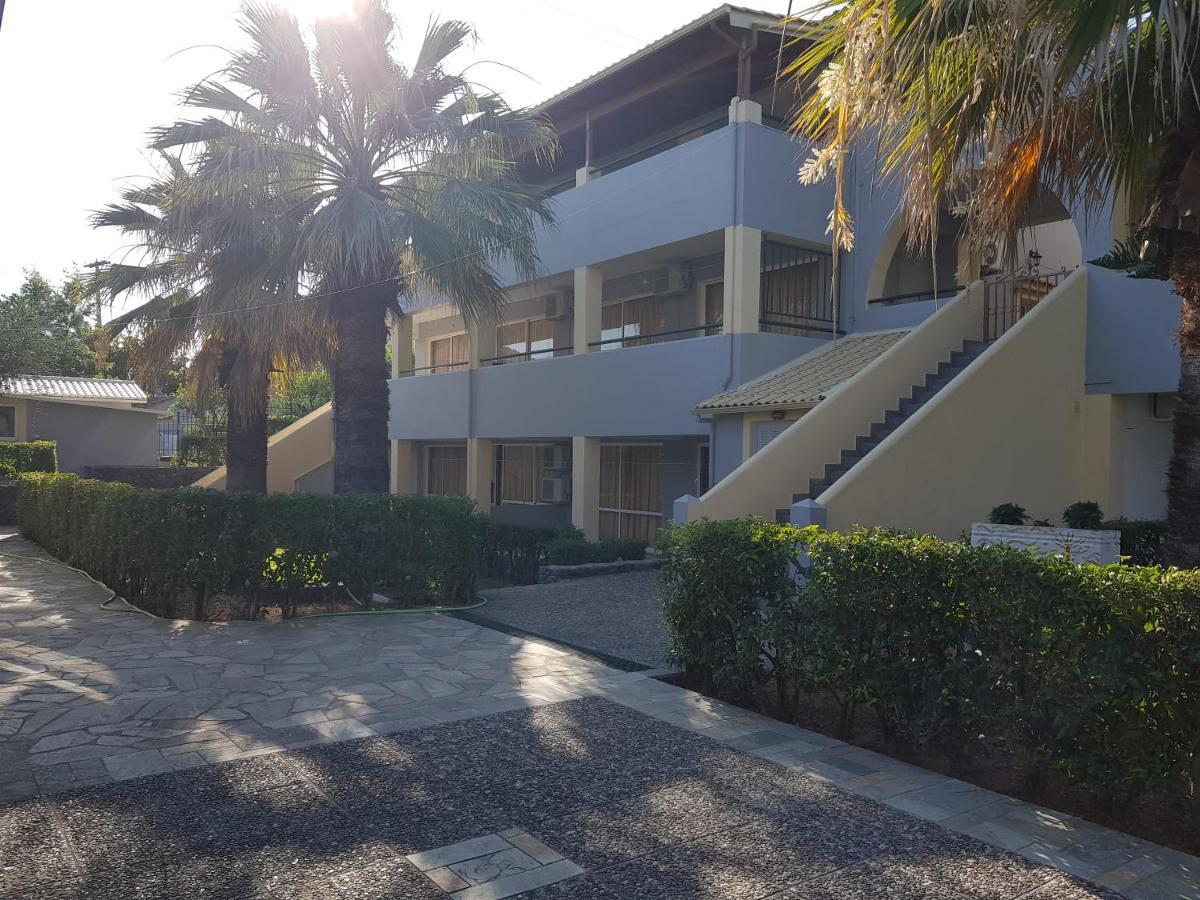 Asteraki Aparthotel Gouviá Eksteriør bilde